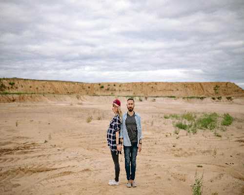 深圳助孕公司咨询电话,2024年深圳三代试管成功率最高的医院是哪家，费用因人而定！